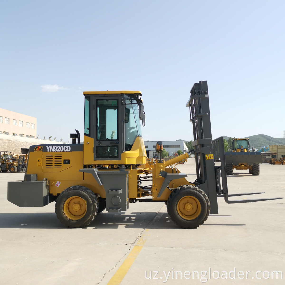 YN920CD forklift (3)